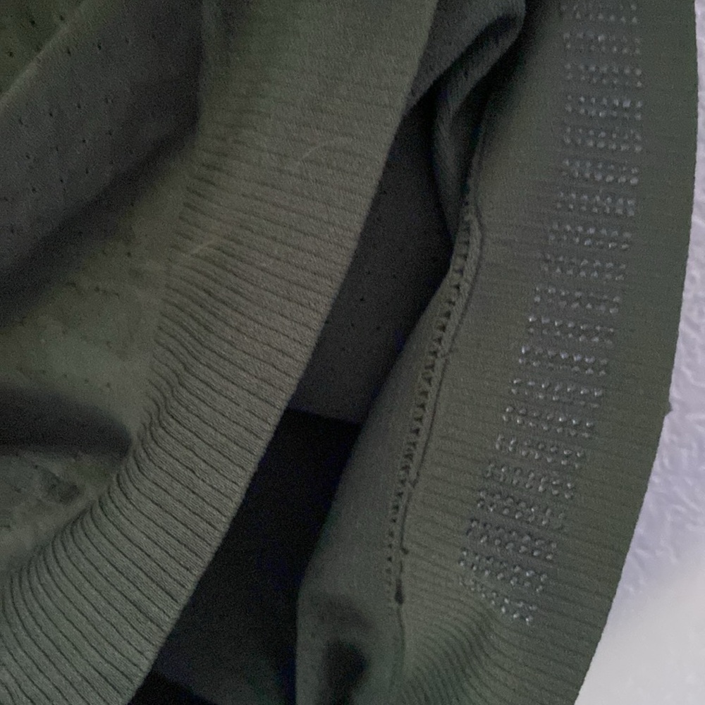 Athleta top - Picture 4 of 8